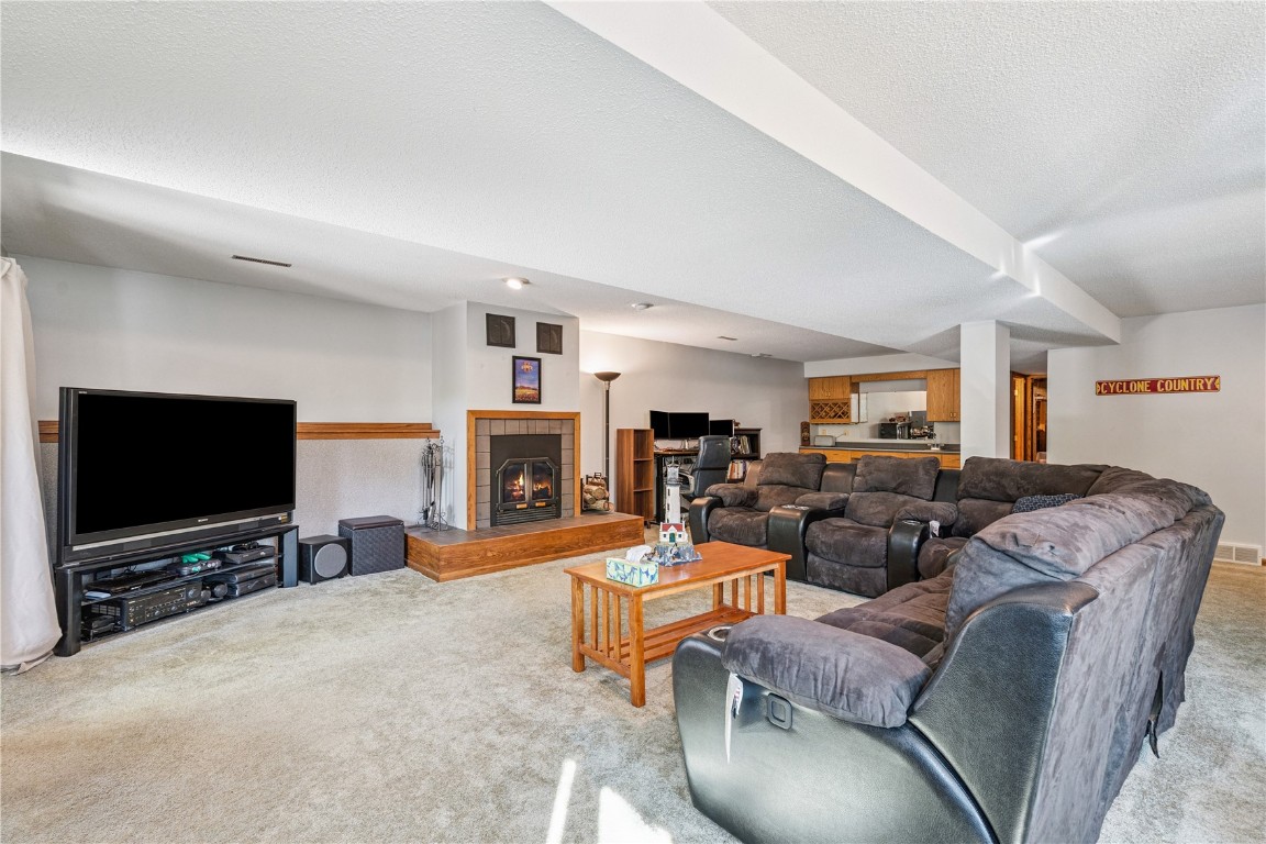 6030 Northridge Point Cedar Rapids IA 52403