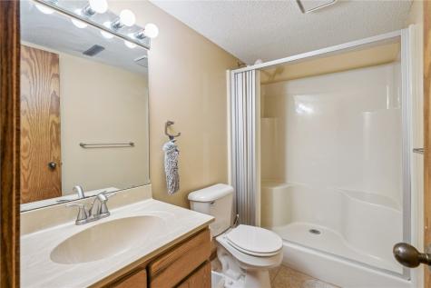 6030 Northridge Point Cedar Rapids IA 52403
