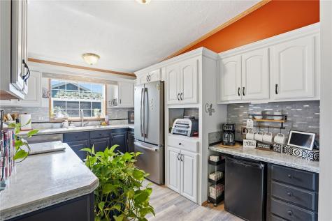 602 S Jackson Lisbon IA 52253