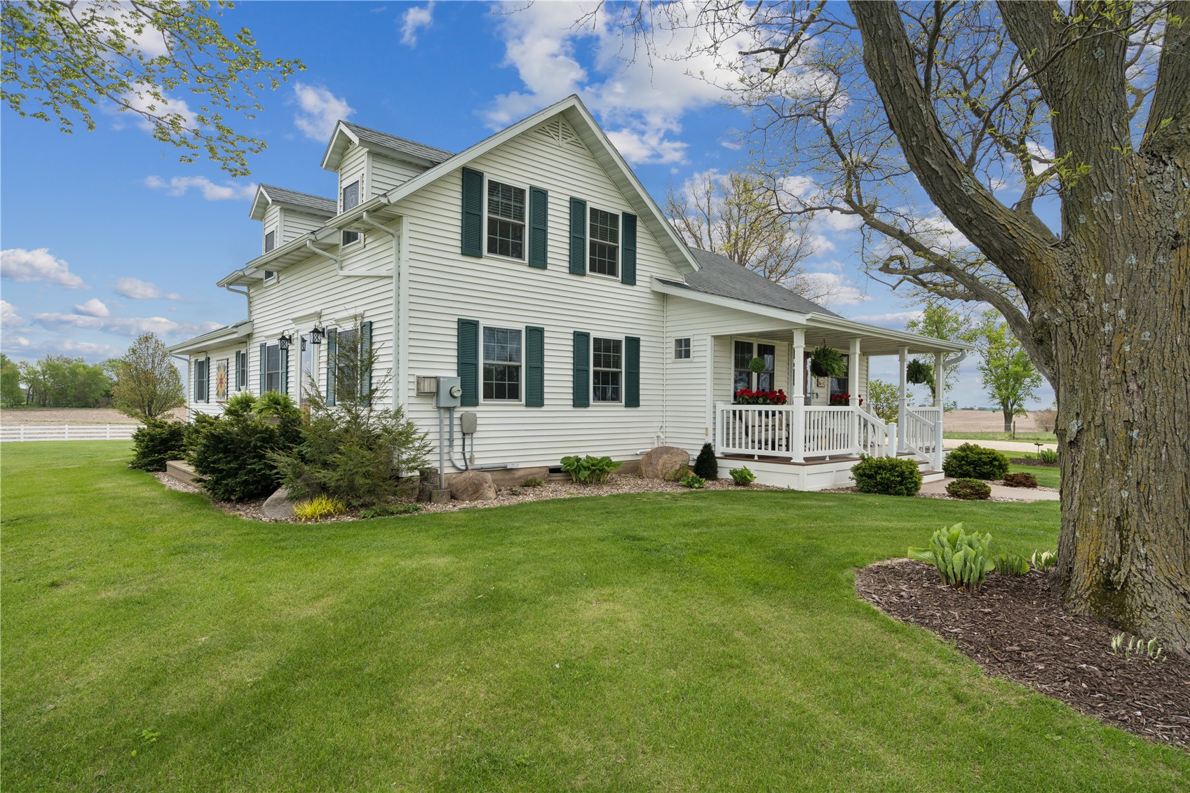 1962 Turner Road Central City IA 52214