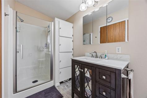 1105 18th Avenue SW Cedar Rapids IA 52404