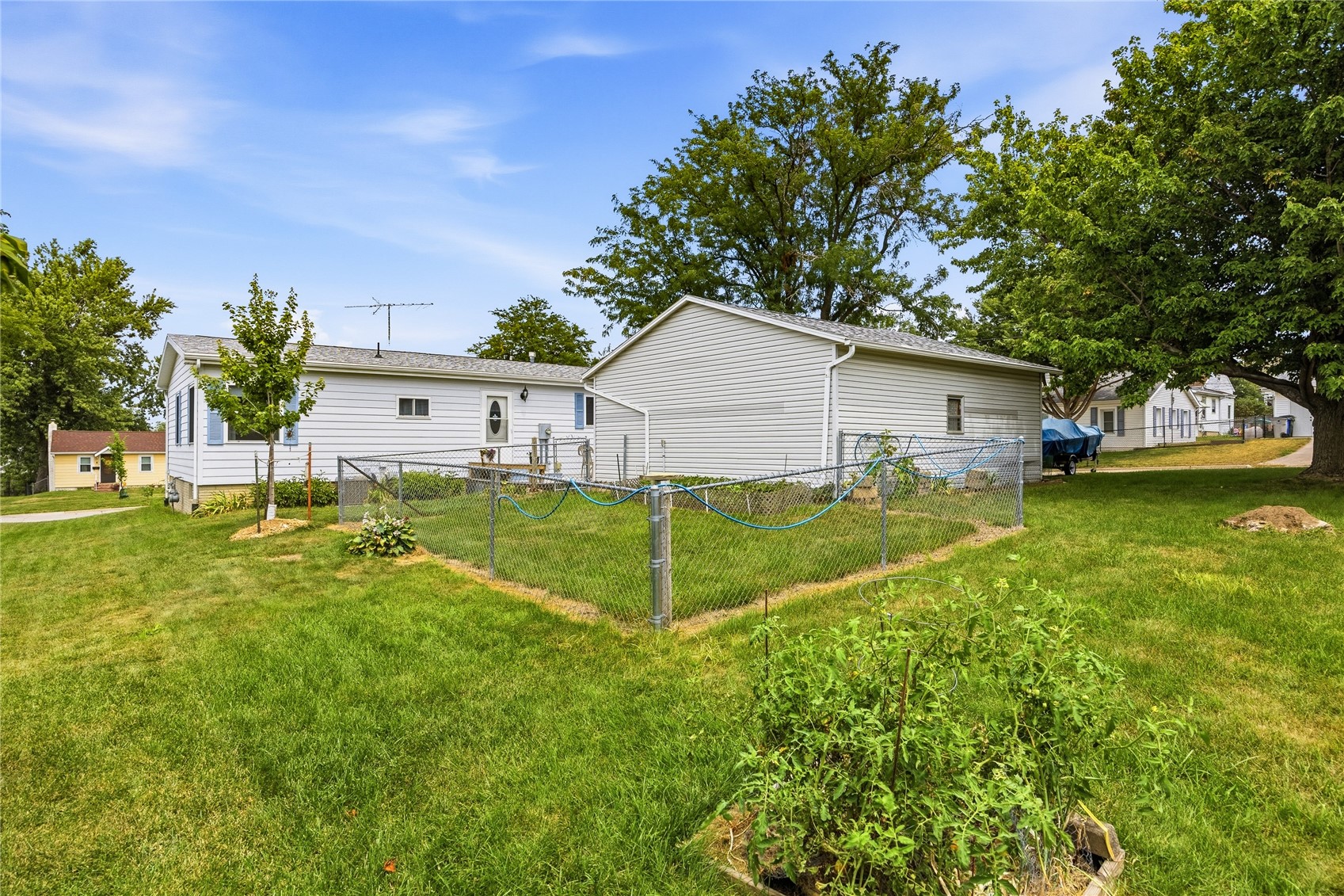 1105 18th Avenue SW Cedar Rapids IA 52404