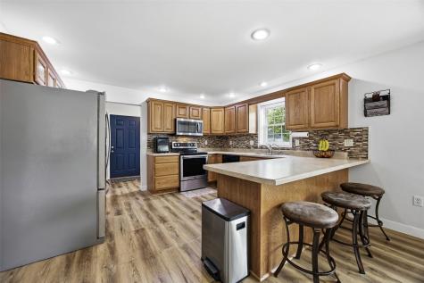 1103 E 1st Street Anamosa IA 52205