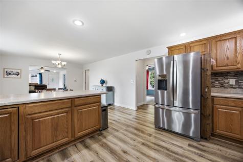 1103 E 1st Street Anamosa IA 52205