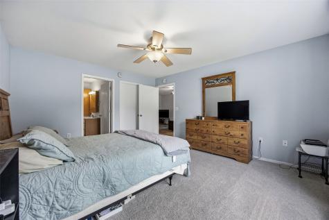 1103 E 1st Street Anamosa IA 52205
