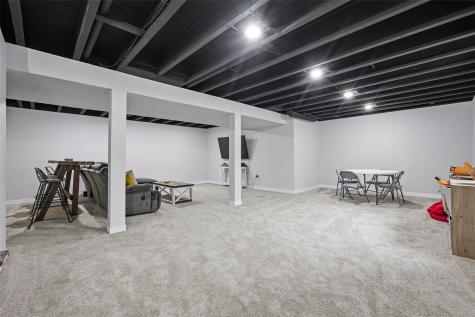 1103 E 1st Street Anamosa IA 52205