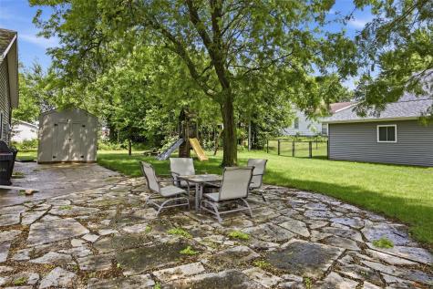 1103 E 1st Street Anamosa IA 52205