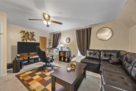 281 34th Street Drive SE Cedar Rapids IA 52403