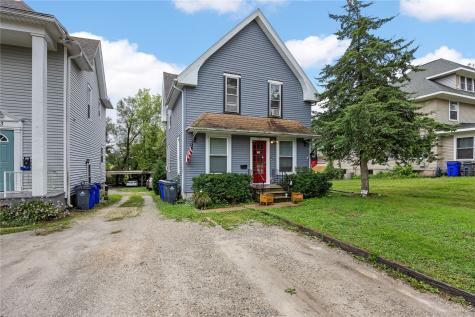 281 34th Street Drive SE Cedar Rapids IA 52403