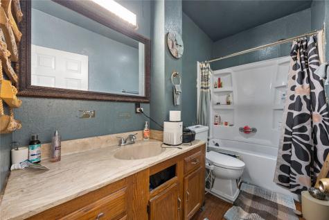 281 34th Street Drive SE Cedar Rapids IA 52403