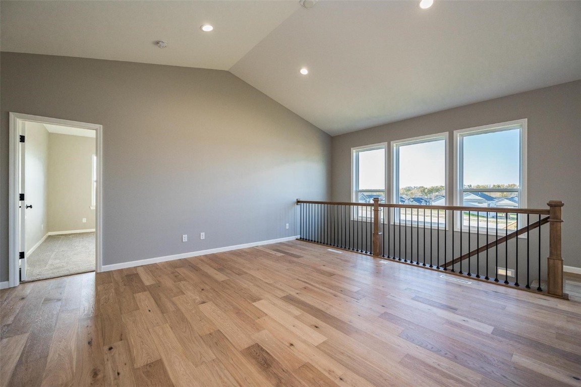 8821 Zeppelin Avenue NE Cedar Rapids IA 52402