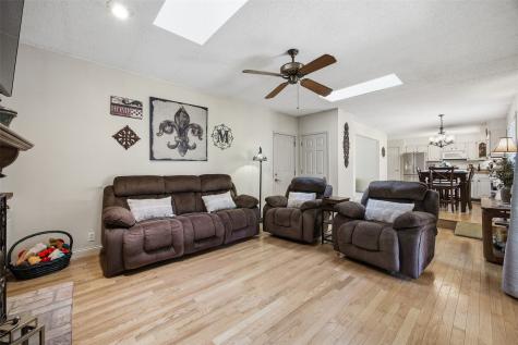 2111 Sandalwood Drive NE Cedar Rapids IA 52402