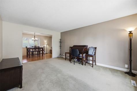2111 Sandalwood Drive NE Cedar Rapids IA 52402
