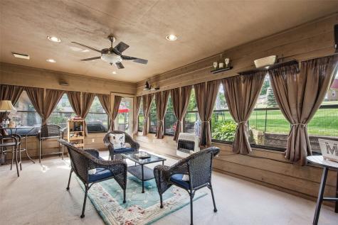 2111 Sandalwood Drive NE Cedar Rapids IA 52402