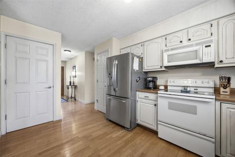 2111 Sandalwood Drive NE Cedar Rapids IA 52402