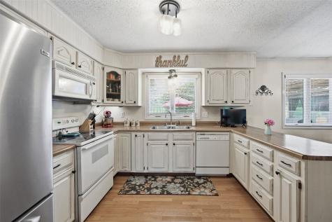 2111 Sandalwood Drive NE Cedar Rapids IA 52402