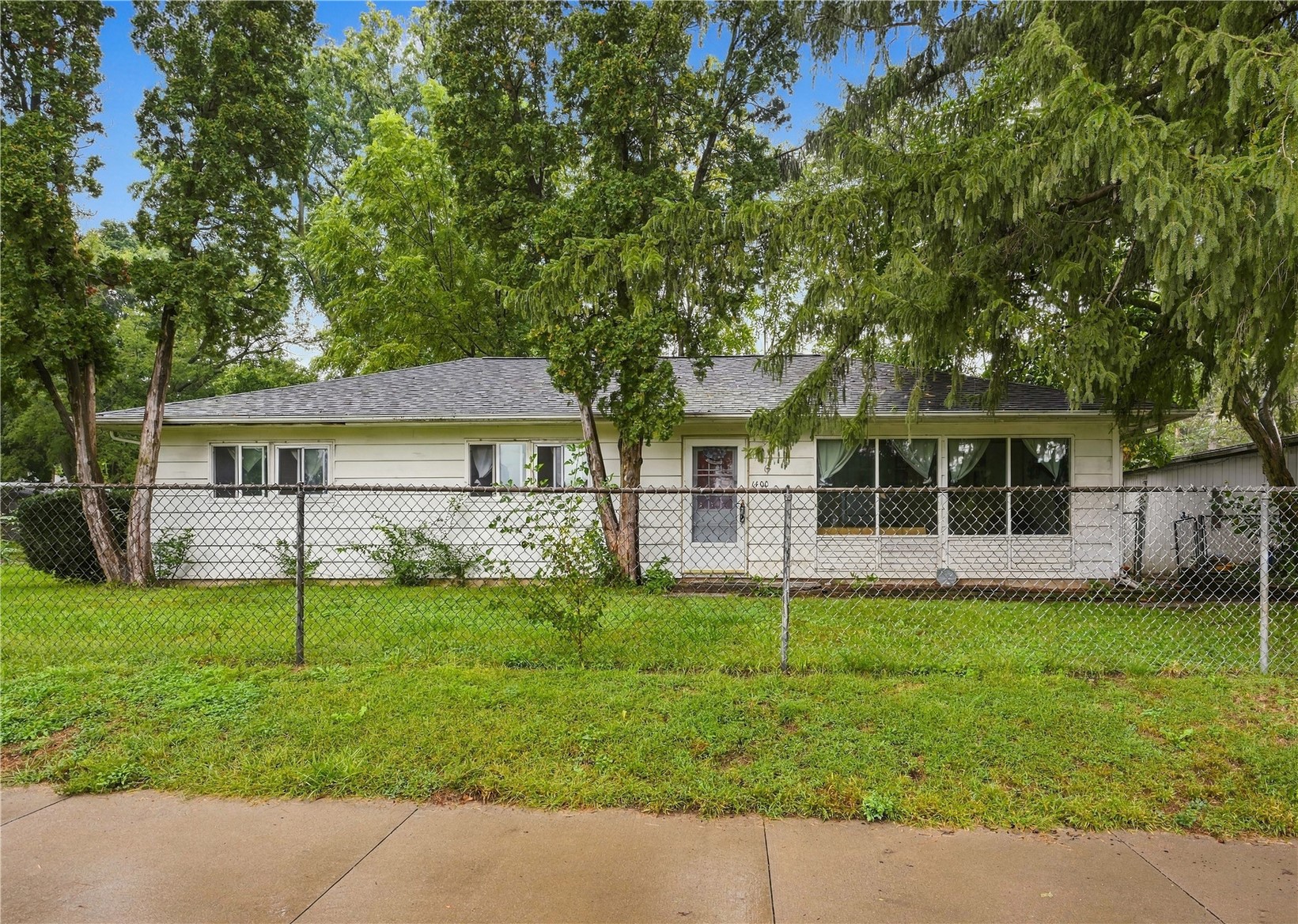 1400 Deforest Avenue Iowa City IA 52240