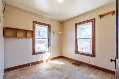 2467 Fruitland Boulevard SW Cedar Rapids IA 52404