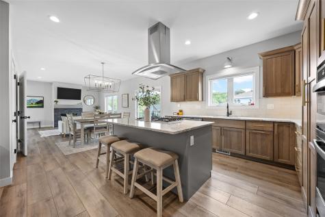 1244 Kona Circle Coralville IA 52241