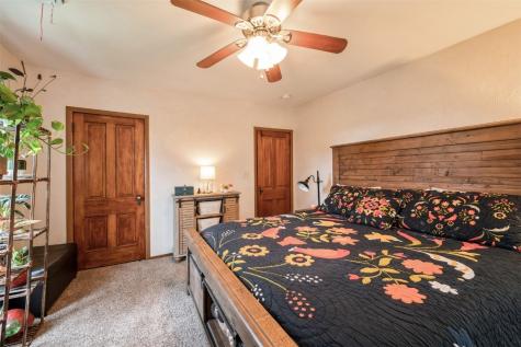 6707 28th Avenue Newhall IA 52315
