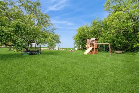 6707 28th Avenue Newhall IA 52315
