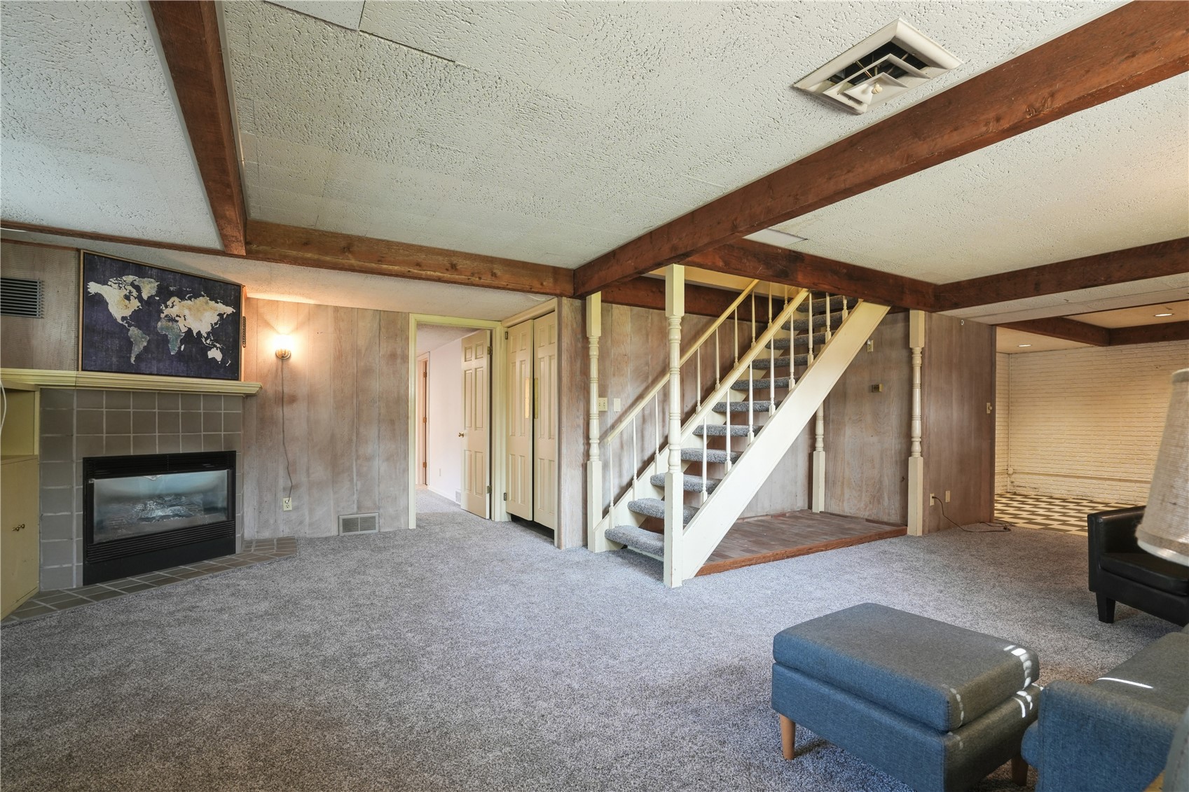 327 Parkland Drive SE Cedar Rapids IA 52403