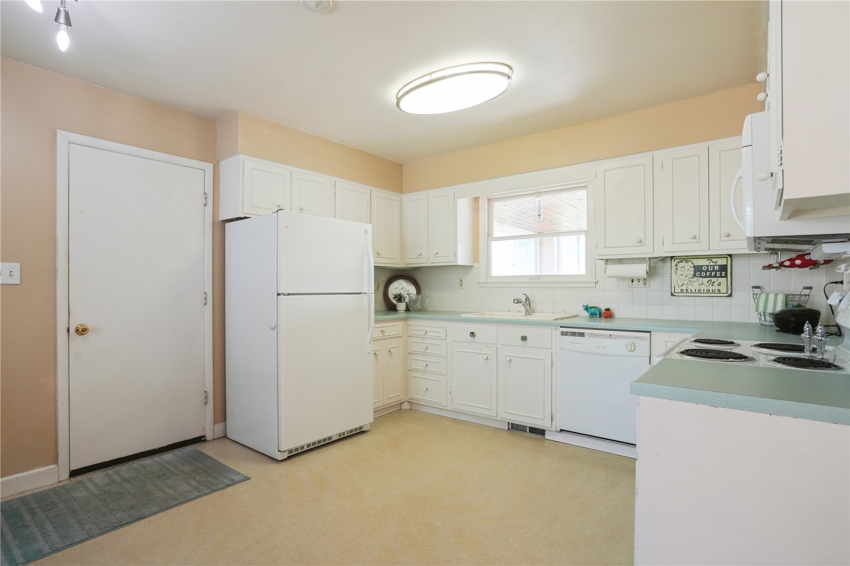 327 Parkland Drive SE Cedar Rapids IA 52403