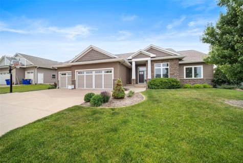 617 Majestic Oak Ridge Solon IA 52333