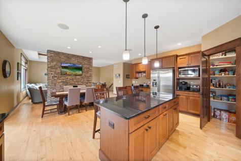 617 Majestic Oak Ridge Solon IA 52333