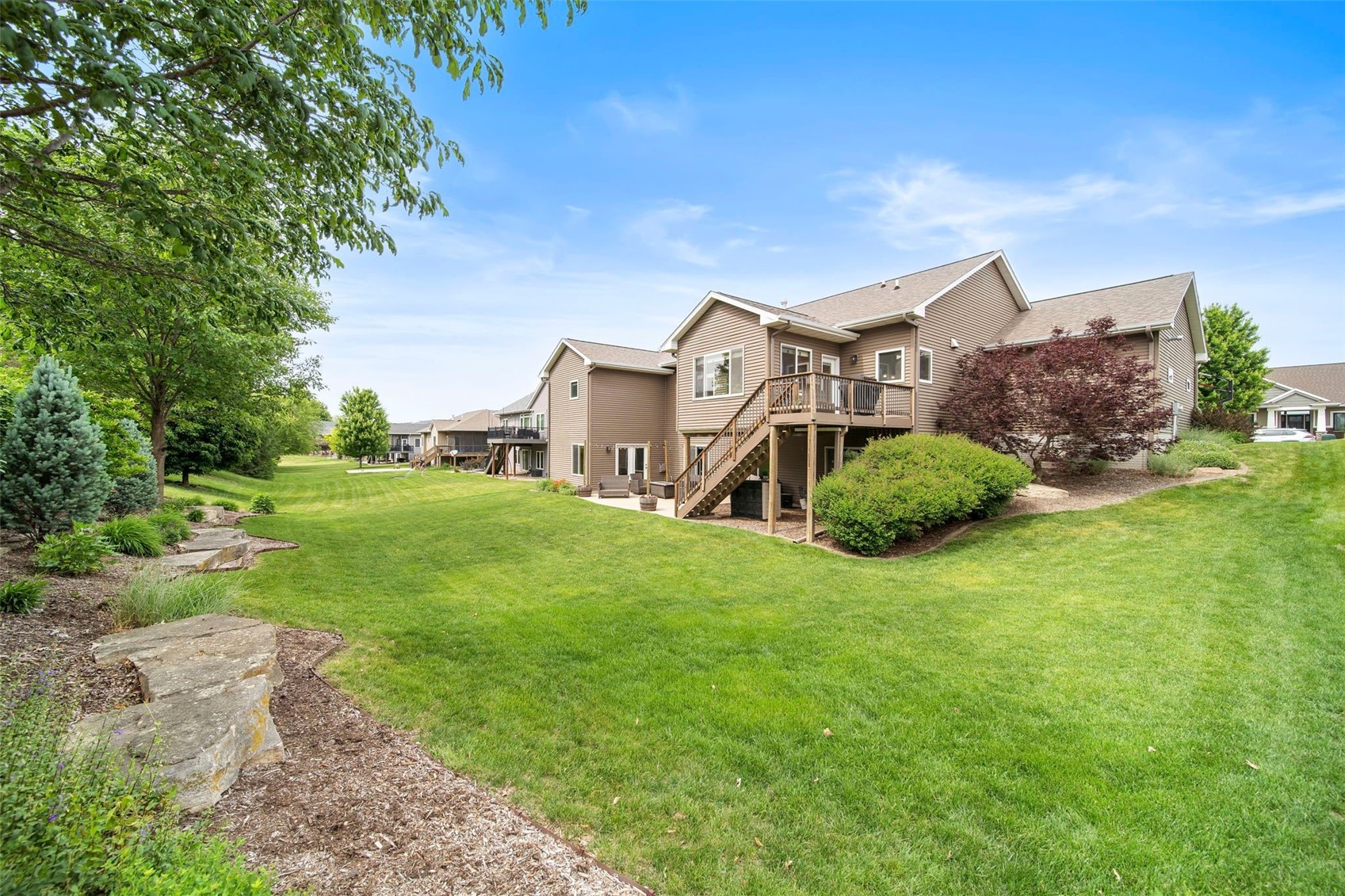 617 Majestic Oak Ridge Solon IA 52333