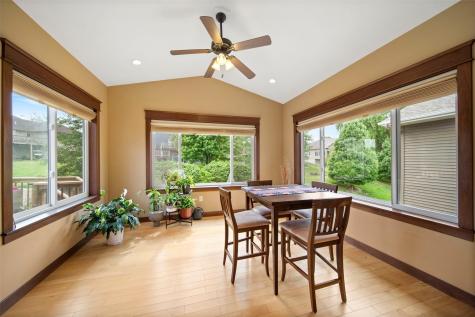 617 Majestic Oak Ridge Solon IA 52333