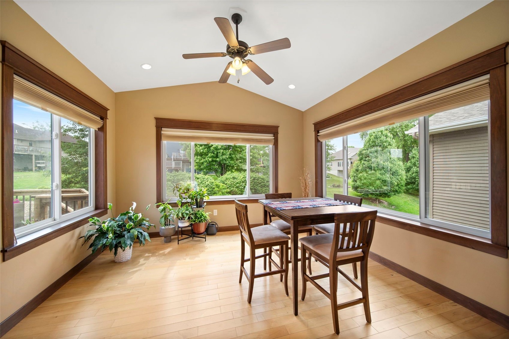617 Majestic Oak Ridge Solon IA 52333