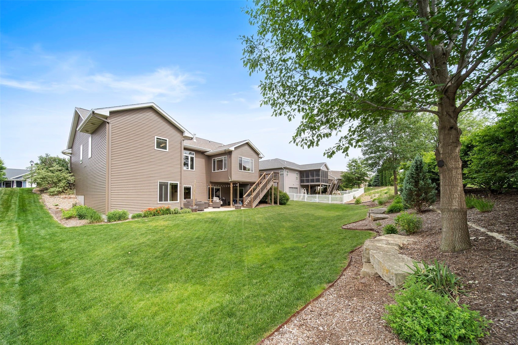 617 Majestic Oak Ridge Solon IA 52333