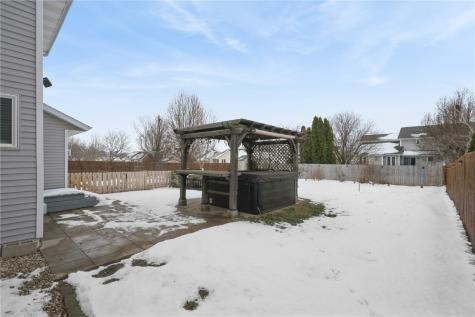 803 73rd Street NE Cedar Rapids IA 52402