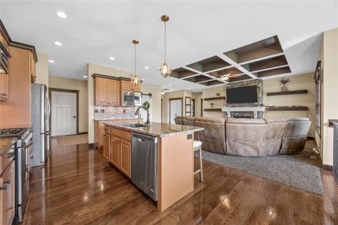 1393 Rolling Glen Drive Marion IA 52302