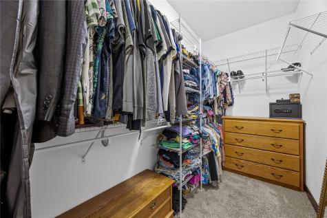 1393 Rolling Glen Drive Marion IA 52302