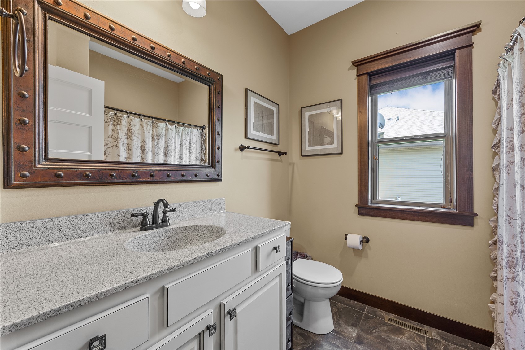 1393 Rolling Glen Drive Marion IA 52302