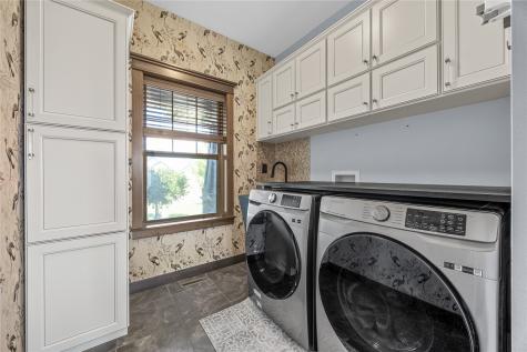 1393 Rolling Glen Drive Marion IA 52302