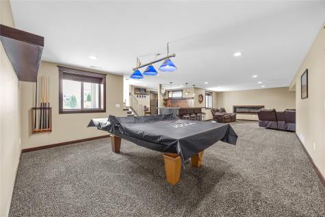 1393 Rolling Glen Drive Marion IA 52302