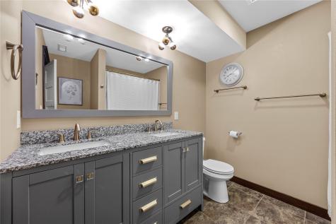 1393 Rolling Glen Drive Marion IA 52302