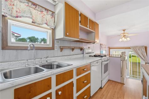 130 29th Avenue SW Cedar Rapids IA 52404