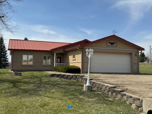 220 Sunset Court Chelsea IA 52215