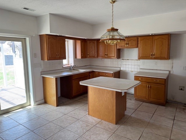 220 Sunset Court Chelsea IA 52215