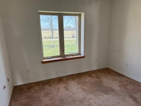 220 Sunset Court Chelsea IA 52215