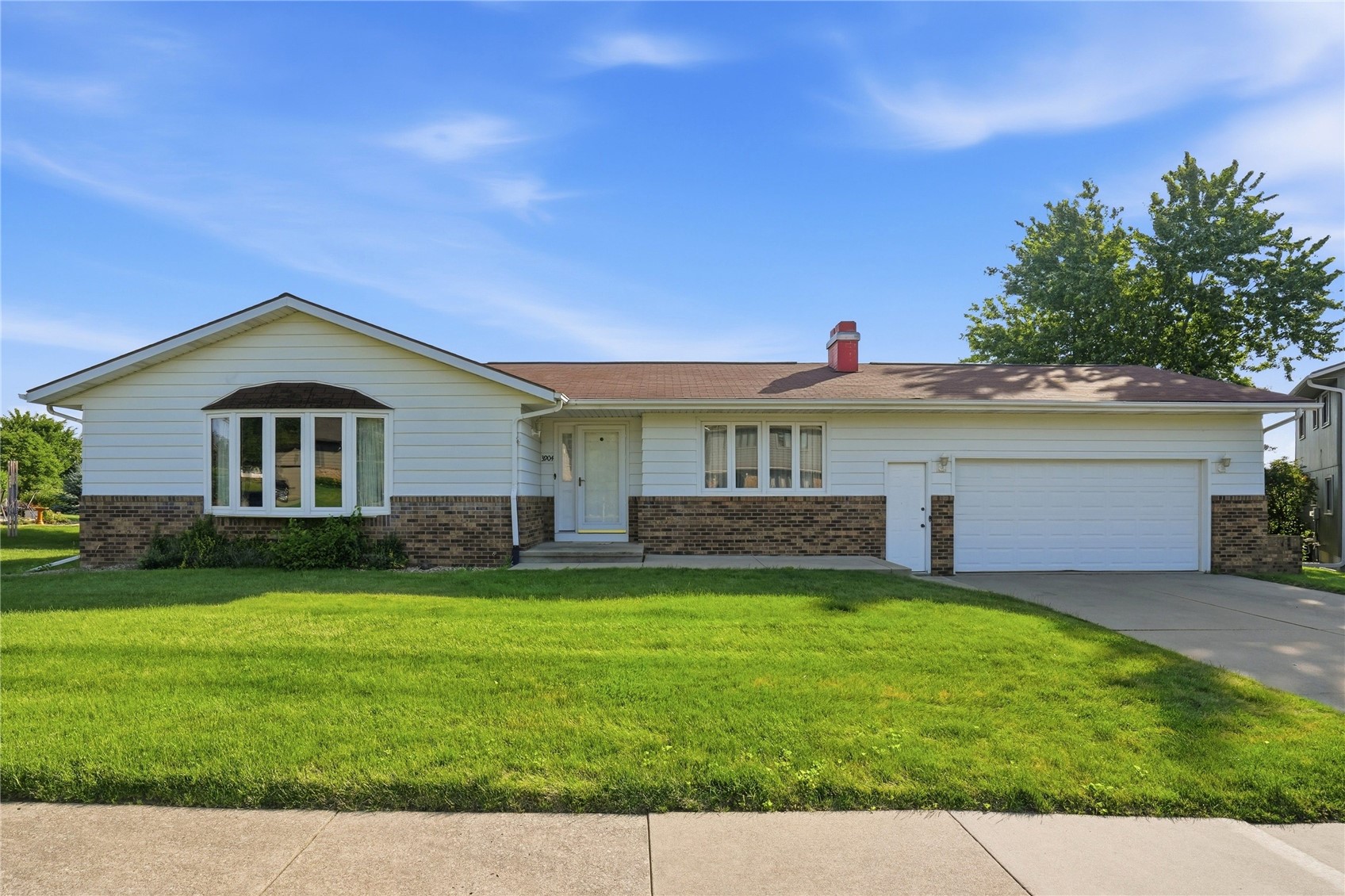 3904 Sally Drive NE Cedar Rapids IA 52402