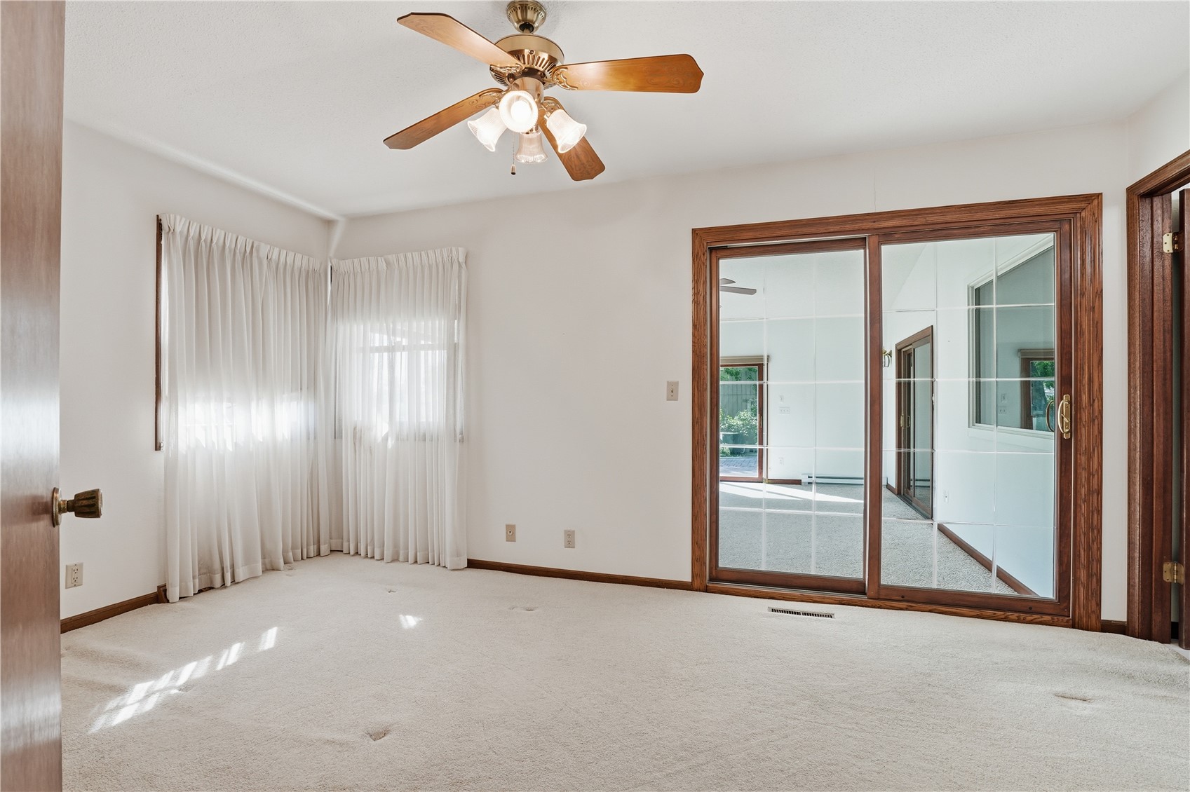 3904 Sally Drive NE Cedar Rapids IA 52402