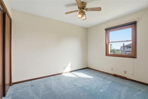 3904 Sally Drive NE Cedar Rapids IA 52402