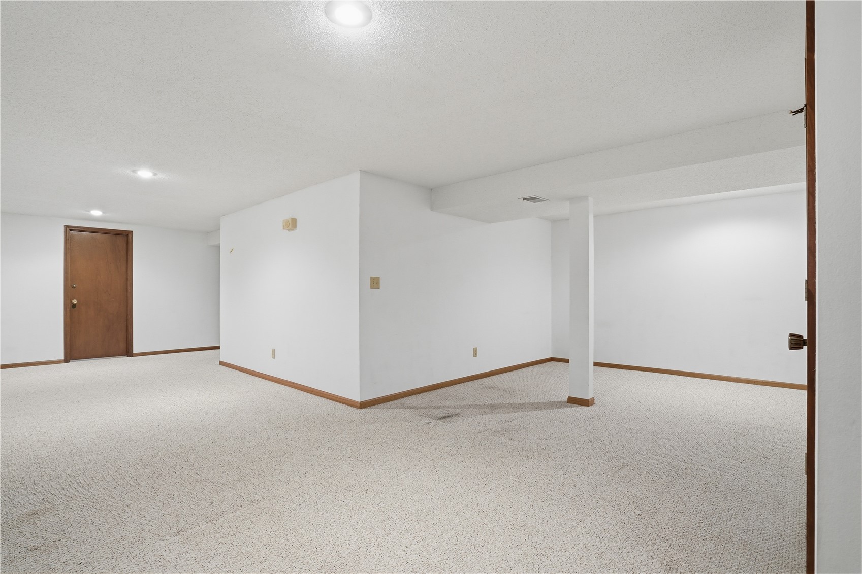 3904 Sally Drive NE Cedar Rapids IA 52402