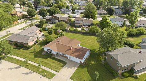 3904 Sally Drive NE Cedar Rapids IA 52402