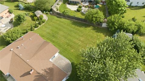 3904 Sally Drive NE Cedar Rapids IA 52402